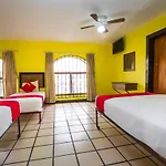 OYO Gran Hotel Galerias Plaza