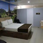 Motel Tour