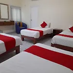 Oyo Hotel Platinium Gran Hotel,Guadalajara,Artesanias Tonala