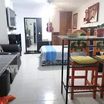 ¡Confortable y Privado! - Ubicado en Av. principal