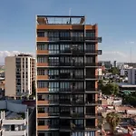 Paradise Flat Witgdl