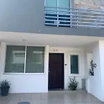 Excelente Casa Muy Acogedora En Condominio