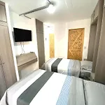 Estudios By Flor Y Tierra