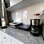 Estudios By Flor Y Tierra