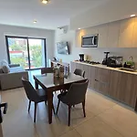 Departamento Con Alberca Minerva