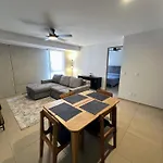 Cozy Apartment Close To The Telmex Auditorium