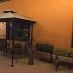 Casa Nangpa And Hostel