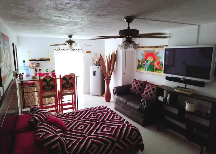 ¡Confortable y Privado! - Ubicado en Av. principal