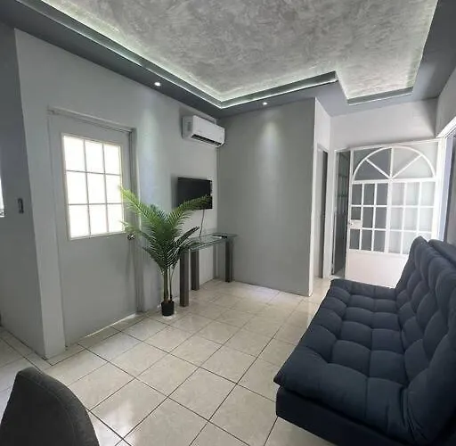 Departamento Por Plaza Terraza Oblatos