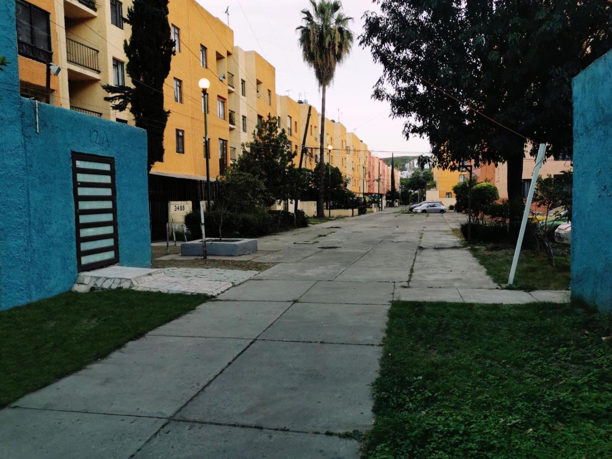 Apartamento ¡confortable Y Privado! - Ubicado En Av. Principal Guadalajara