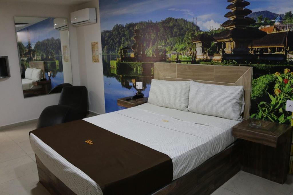 Hotel Tour