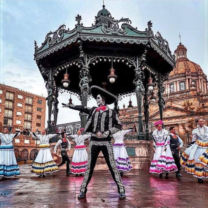 Tu Joya Tapatia - Con Alberca Y Aire Acondicionado * Guadalajara