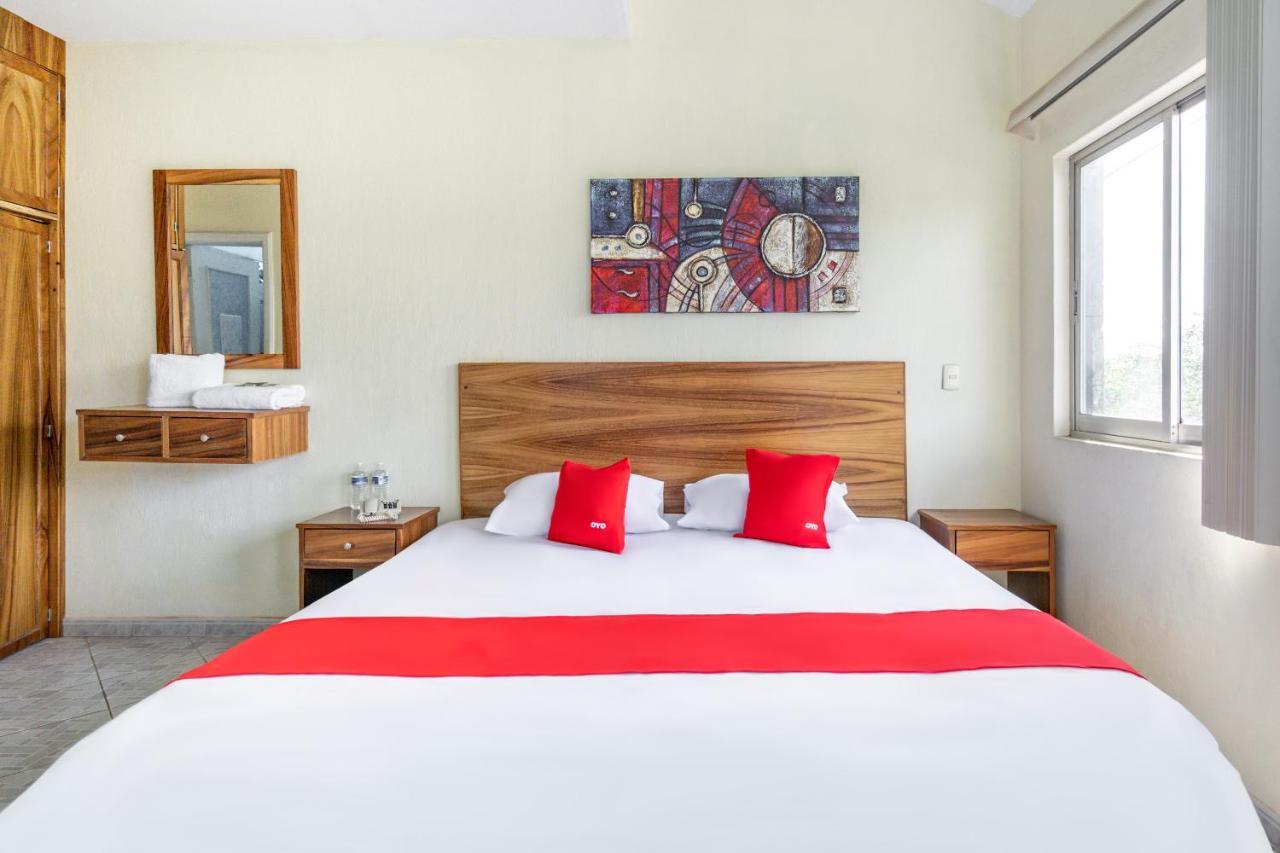 Hotel Oyo Platinium Gran Hotel,guadalajara,artesanias Tonala