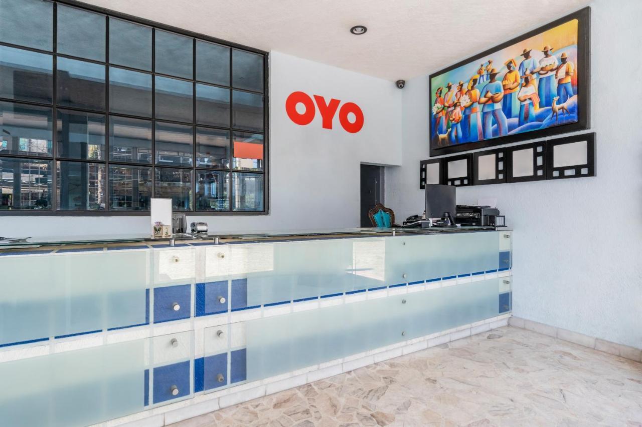 Oyo Platinium Gran Hotel,guadalajara,artesanias Tonala Hotel 5*