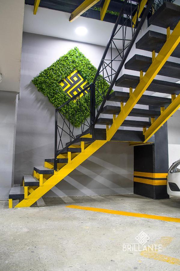 Brillante Gdl Apartahotel *