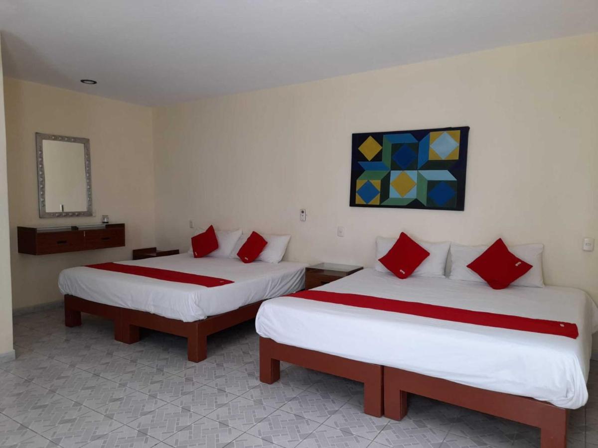 Hotel Oyo Platinium Gran Hotel,guadalajara,artesanias Tonala 5*