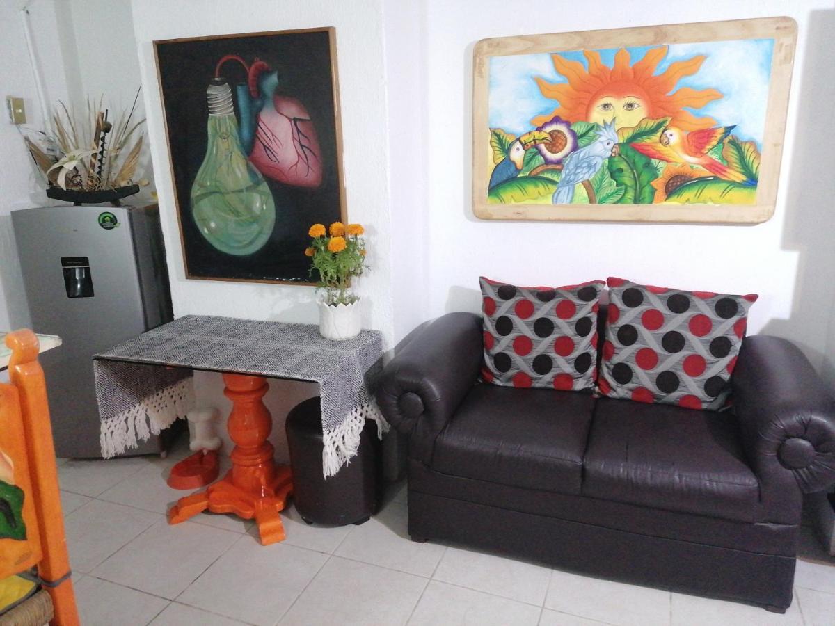 ¡confortable Y Privado! - Ubicado En Av. Principal Apartamento