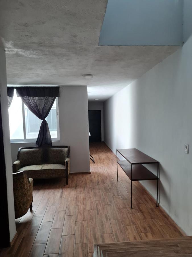 Сasa de vacaciones Hermosa Casa Ubicada En Zona Centro, Andares Y Estadio Guadalajara