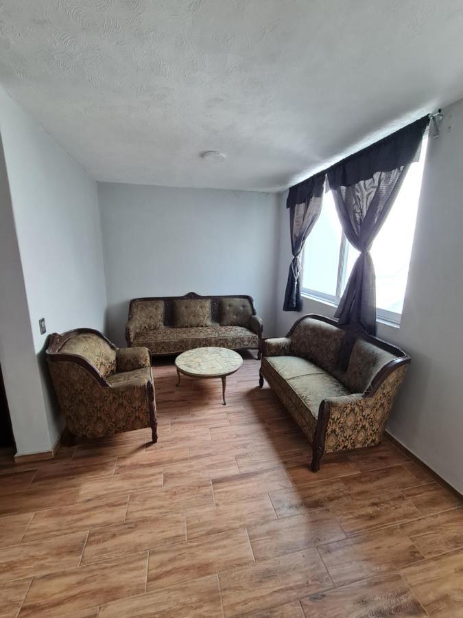 Hermosa Casa Ubicada En Zona Centro, Andares Y Estadio Сasa de vacaciones
