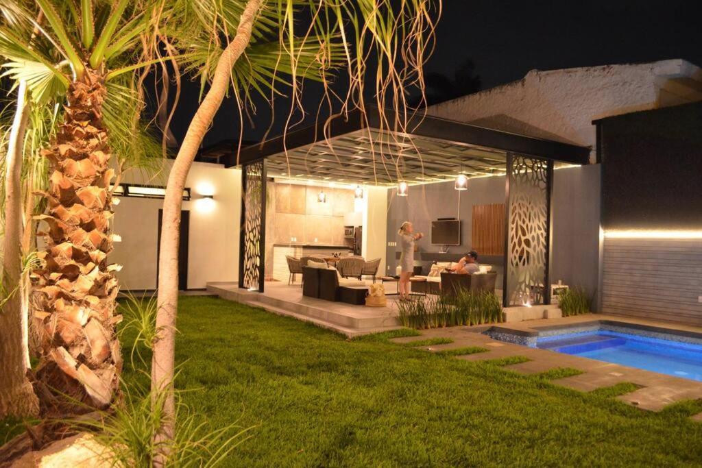 Casa Familiar Con Alberca Privada Climatizada Guadalajara
