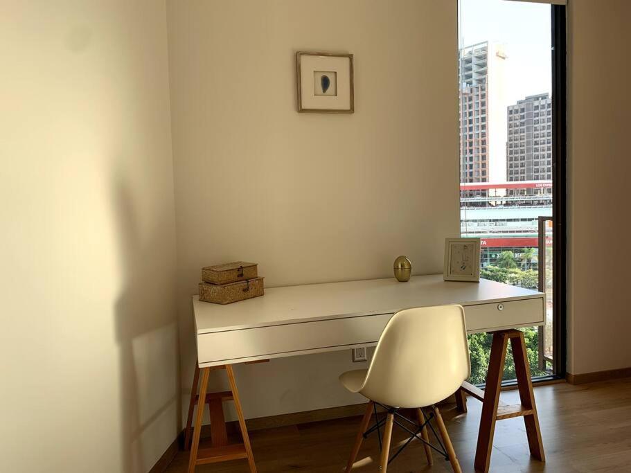 Lujoso En Zona Financiera / Limpieza Diaria Apartamento Guadalajara