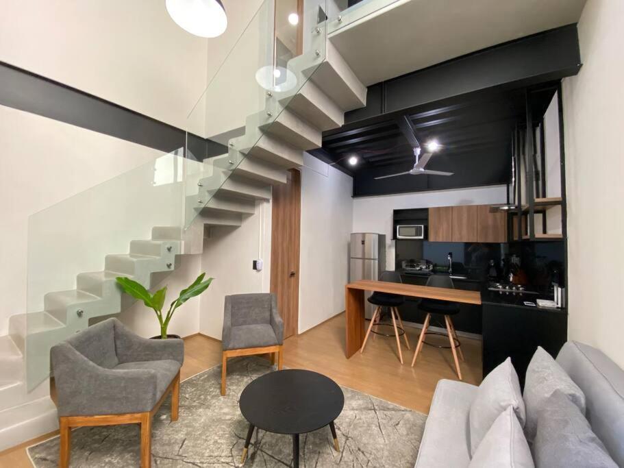 Loft Doble Altura / Chapu 102 @serra * Guadalajara