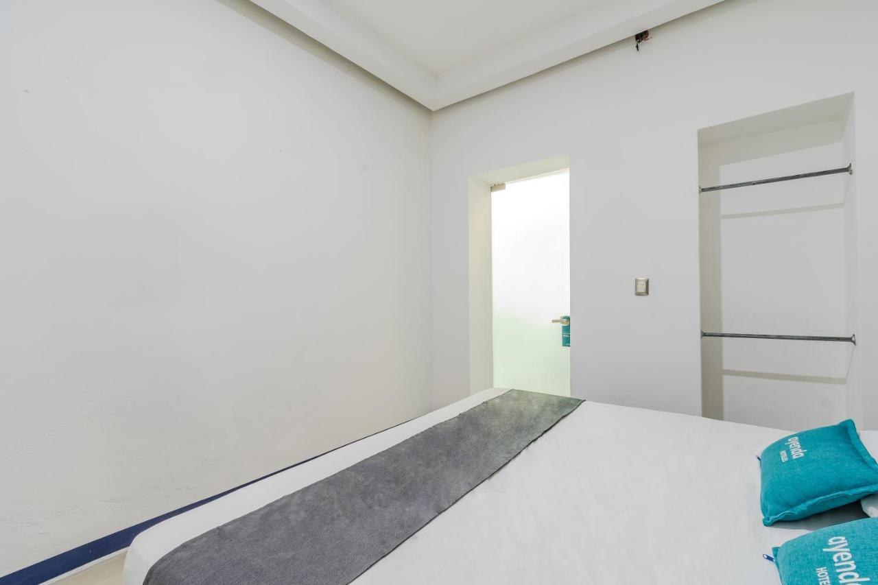 Hostal Ayenda Blazy