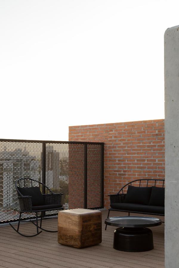 Paradise Flat Witgdl *