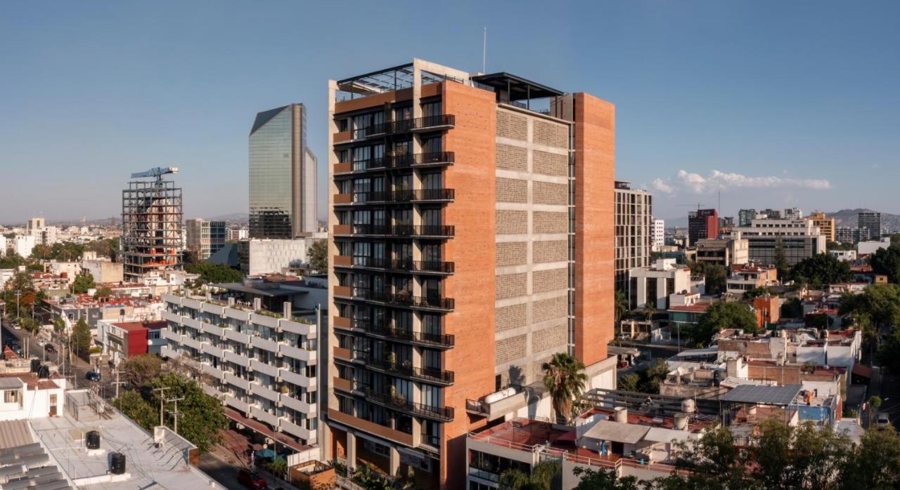 Paradise Flat Witgdl