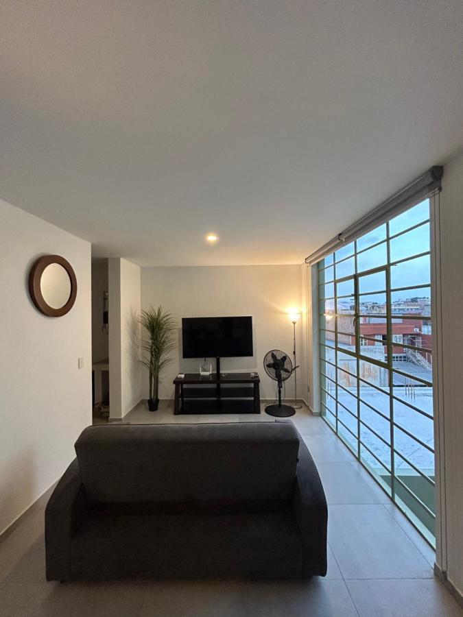 Apartamento En El Centro De Con Vista A La Ciudad *