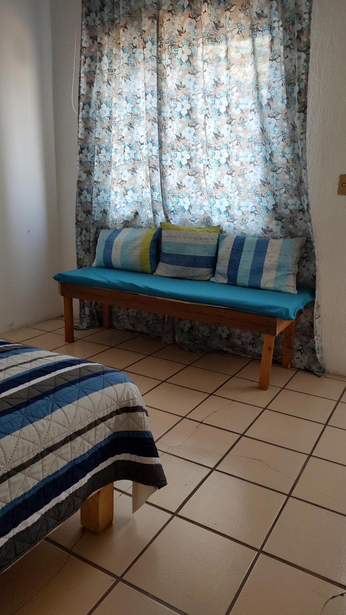 Privada En Casa De Huespedes *
