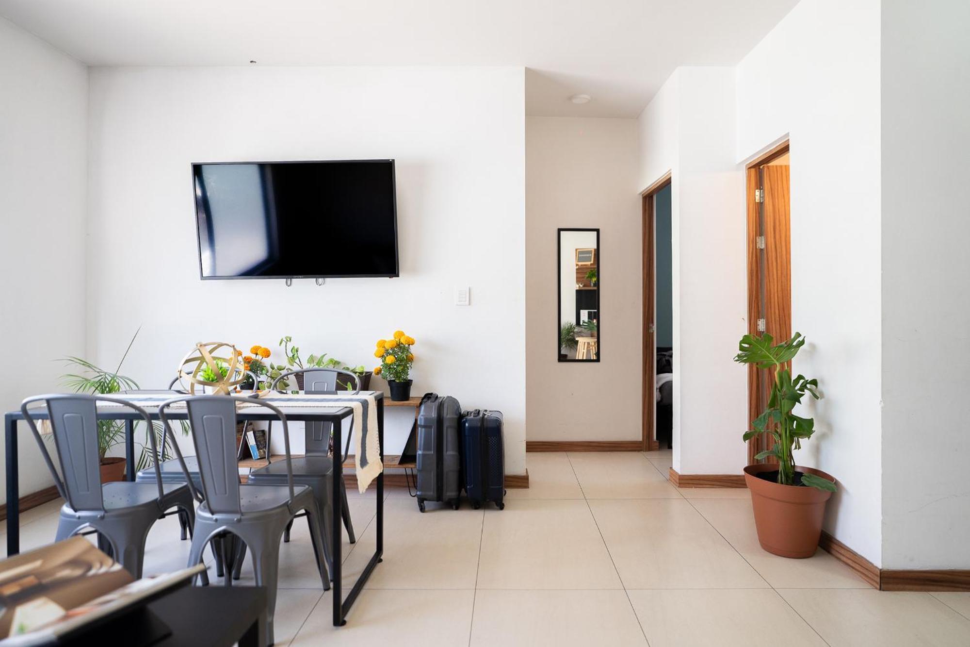 Departamento Corazon De Guadalajara, 4 Camas, Rooftop, Wifi Apartment *