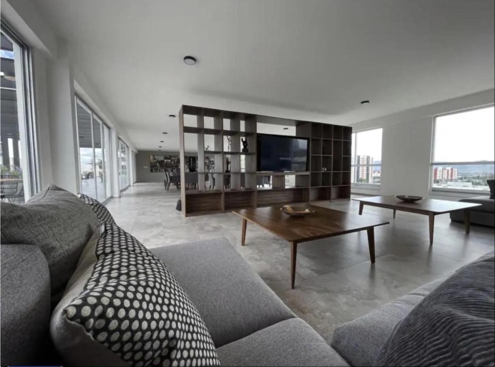 Departamento De Lujo En Con Alberca Panoramica En Zona Metropolitana De Guadalajara
