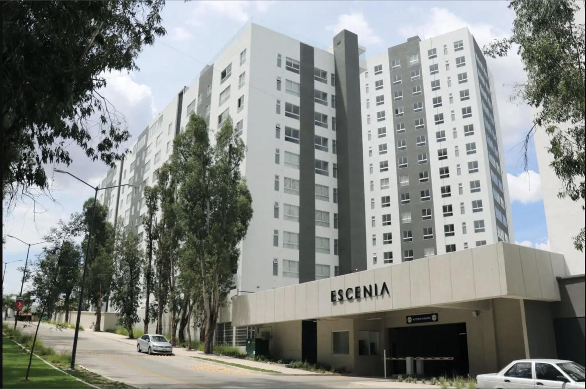 Departamento De Lujo En Con Alberca Panoramica En Zona Metropolitana De