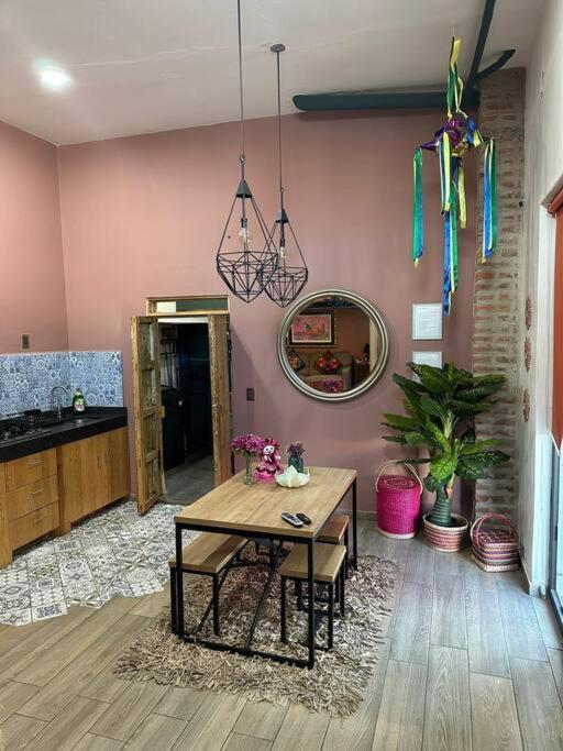 Apartamento “encantador Loft” - En El Corazon De San Pedro *