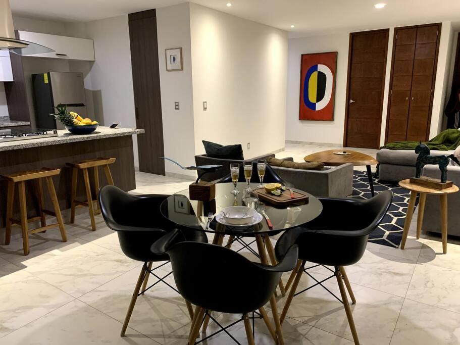 Apartamento Lujoso En Zona Financiera / Limpieza Diaria