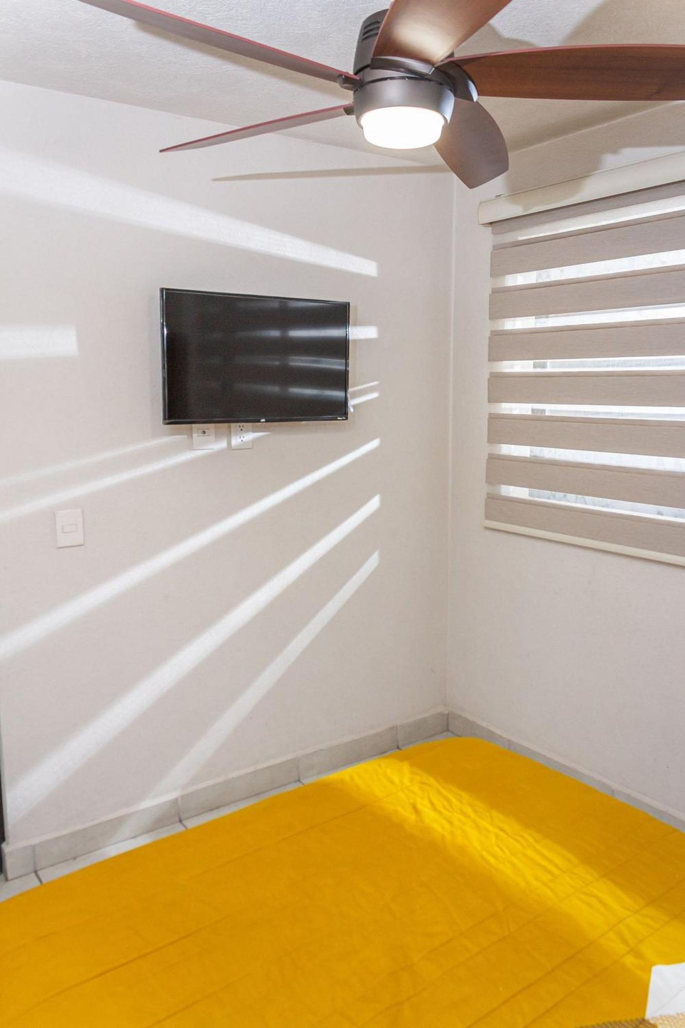 Departamento Centrico Cerca De Imss Hc Vil Y Cucs Apartamento *