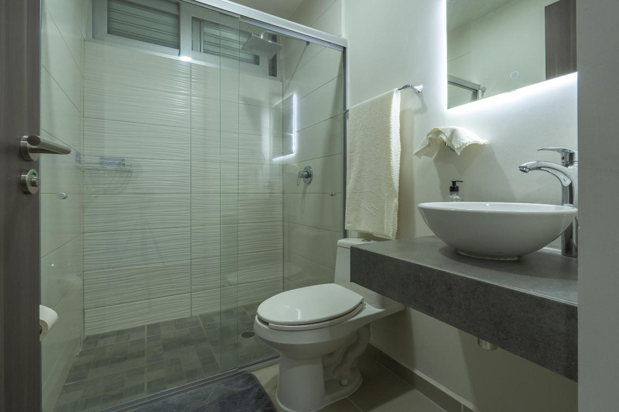 Modern With Terrace And Pool Access Apartamento