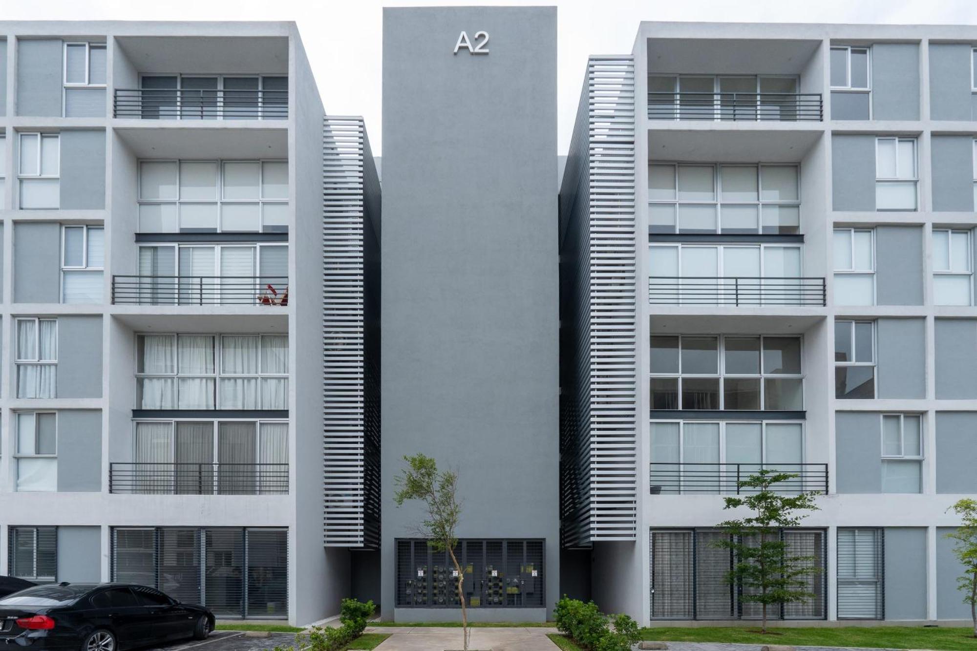 Modern With Terrace And Pool Access Guadalajara