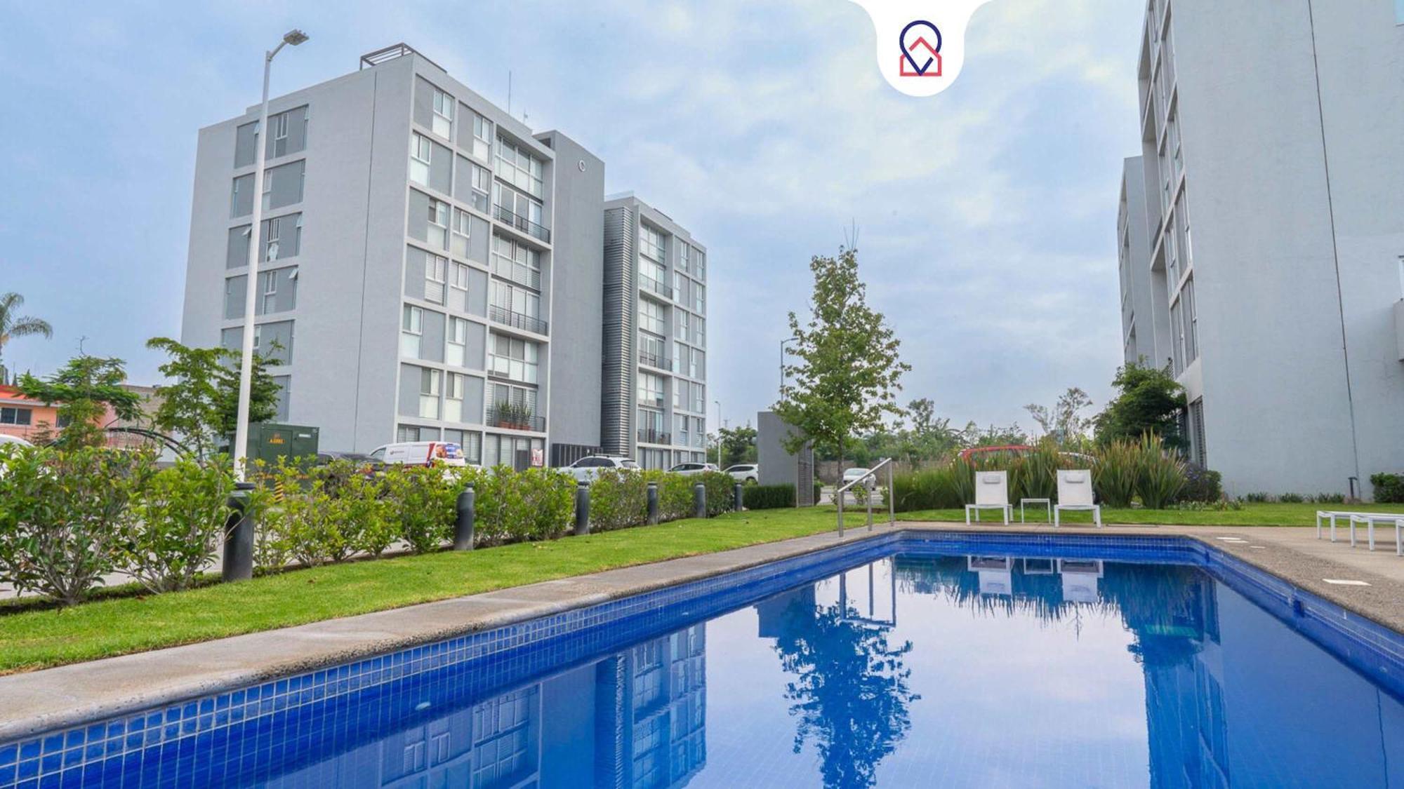 Modern With Terrace And Pool Access