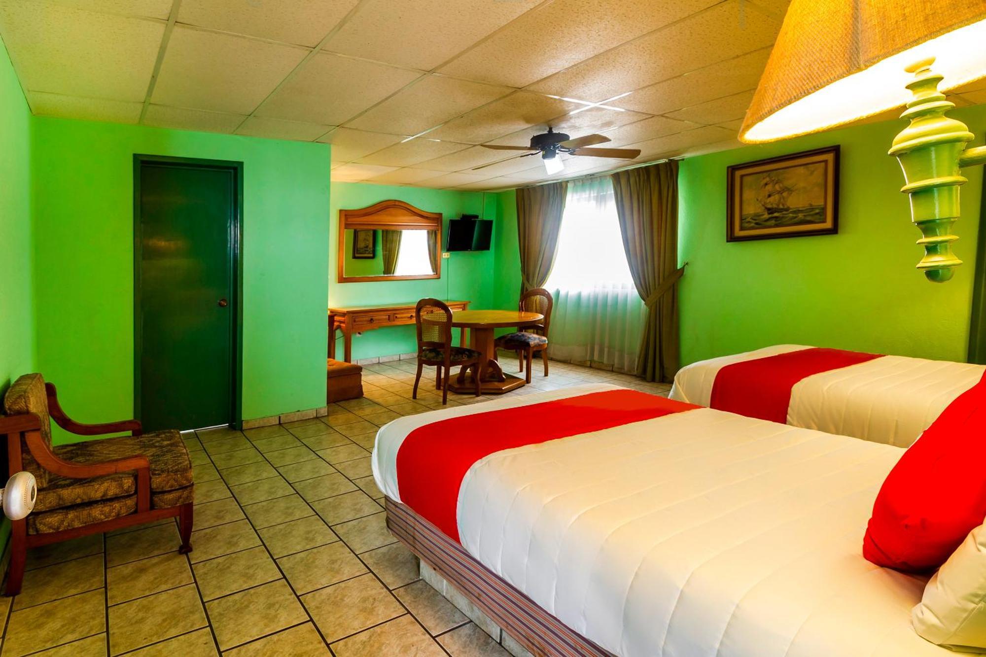 Hotel Canada, Guadalajara