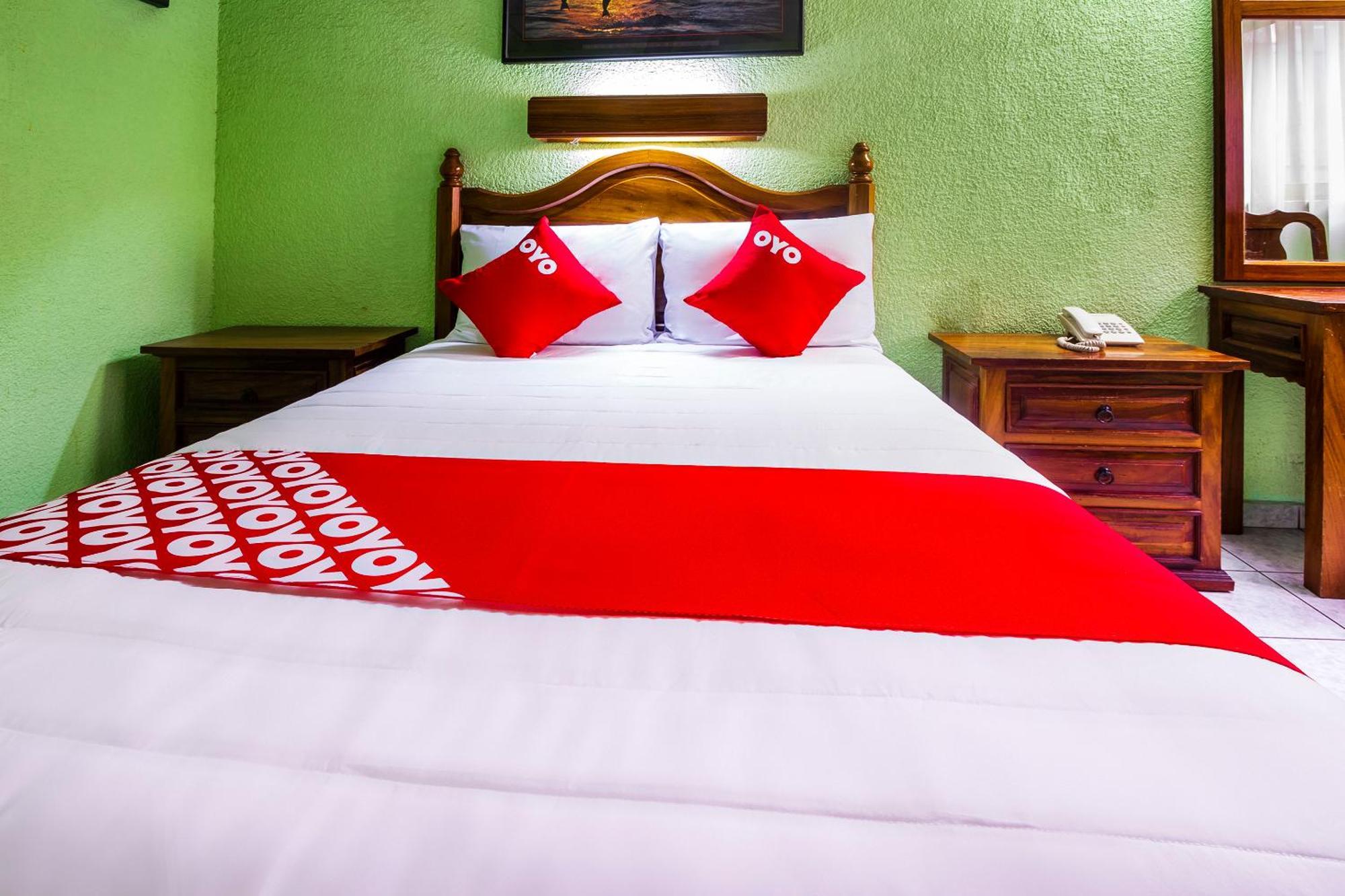 Canada, Hotel 2*