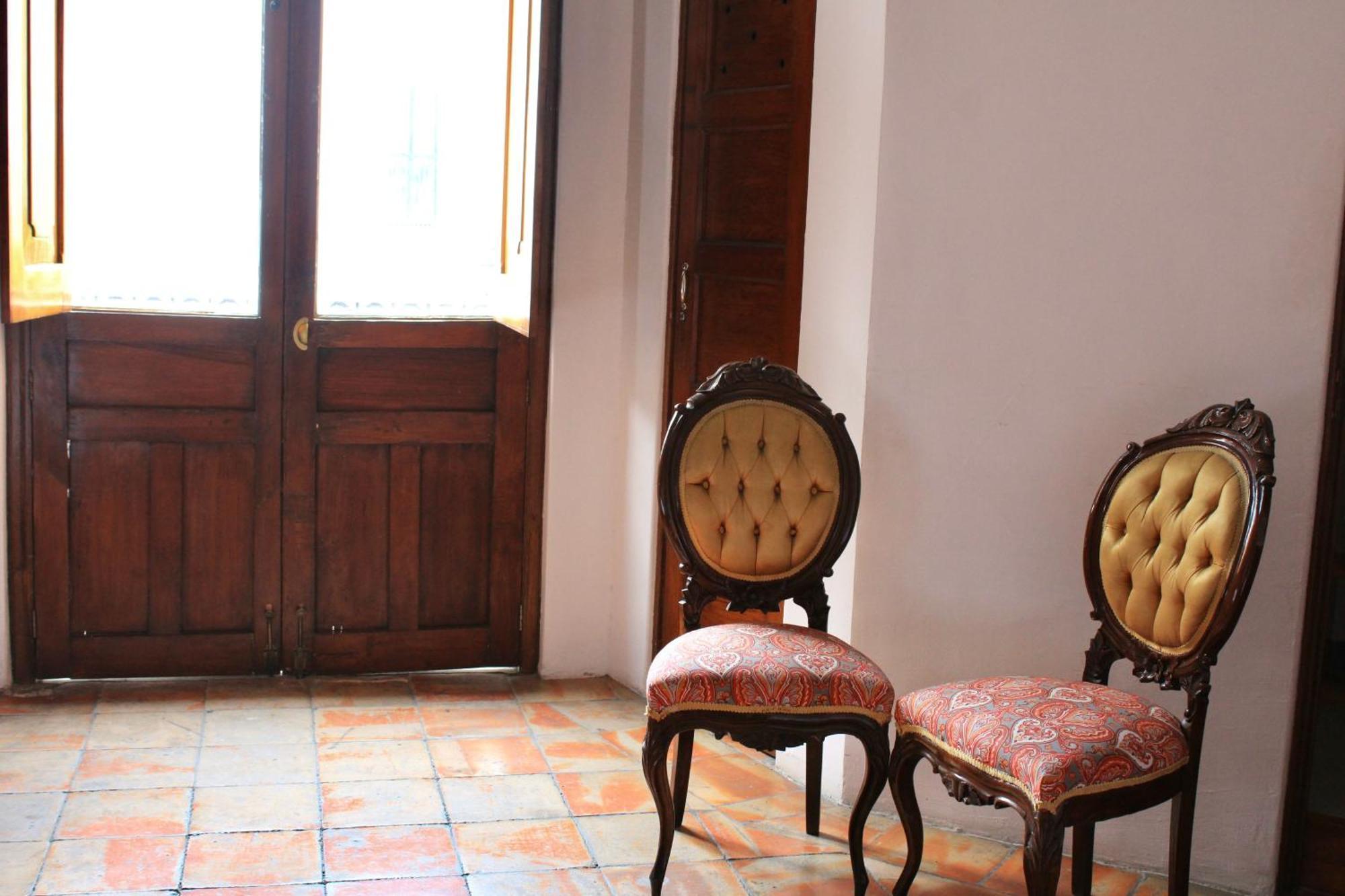 Casa Araiza, Centro De