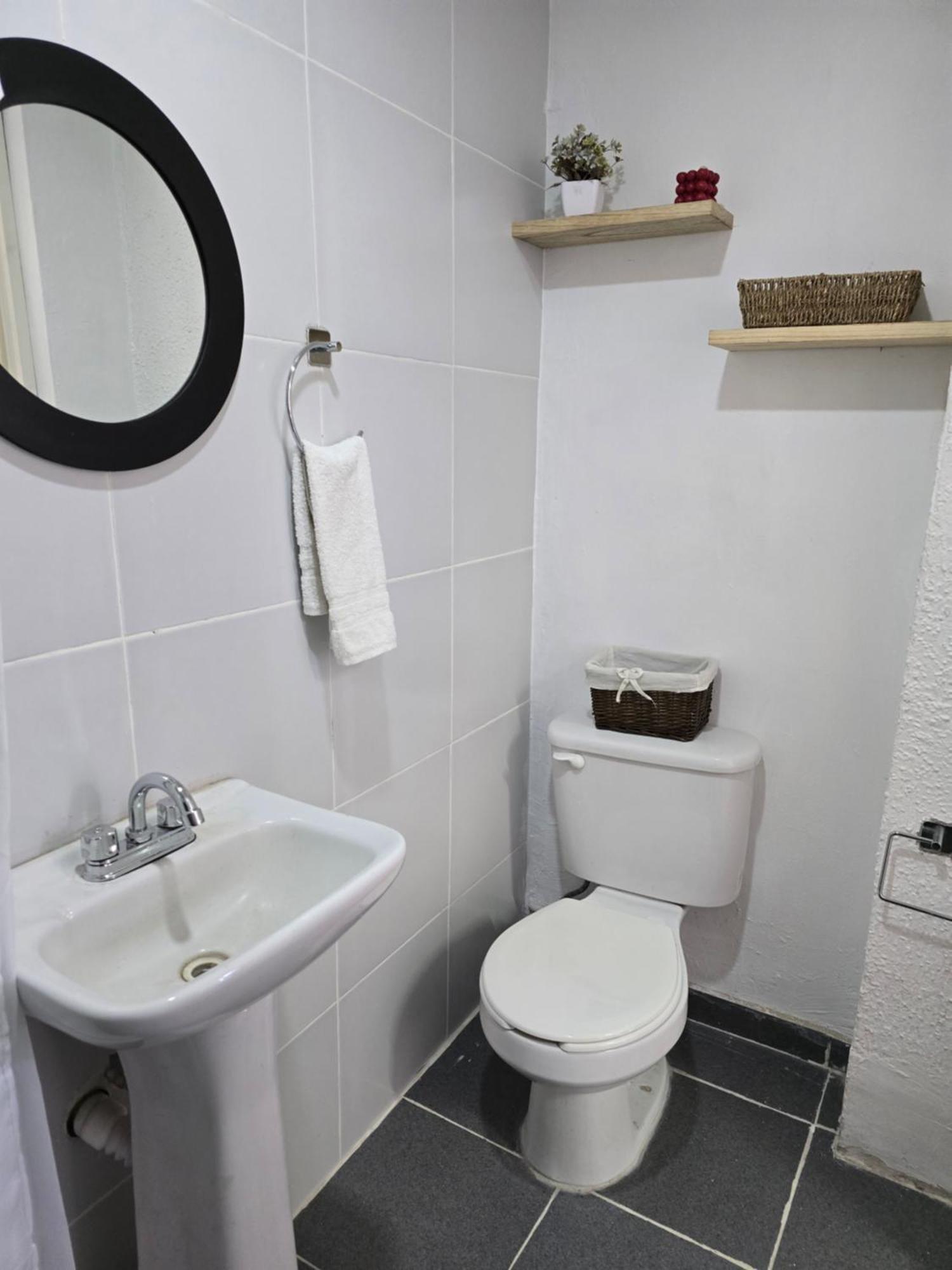 Apartment Loft Iteso Buganvilias Coca Cola Periferico Y Lopez Mateos Guadalajara