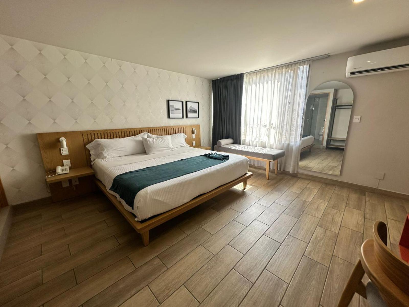 Hotel Fuente Del Bosque 4*