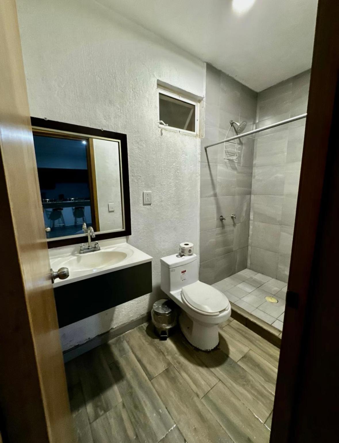 Departamento A 10 Min Del Aeropuerto De Apartamento