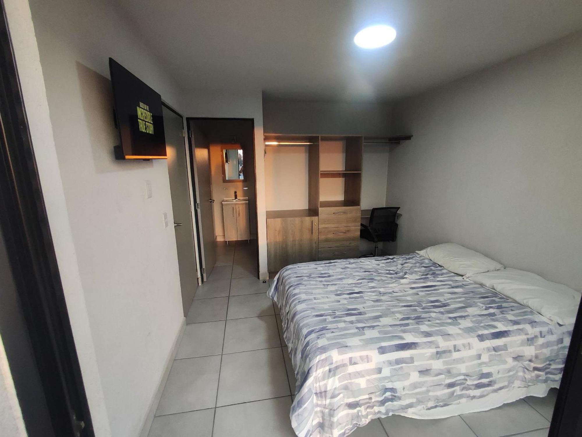 Centrico Cerca De H. Civil, Cucs, Imss Apartamento *