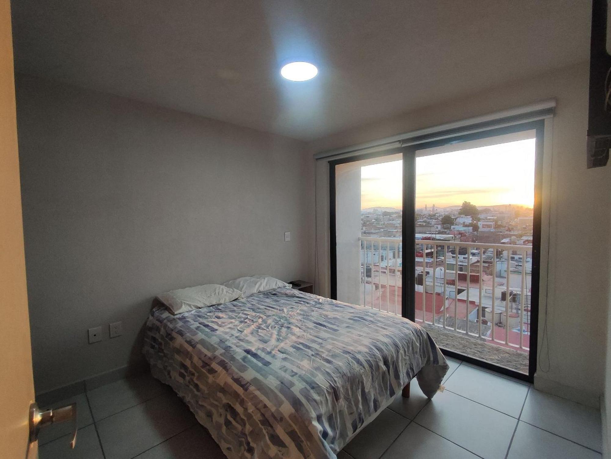 Apartamento Centrico Cerca De H. Civil, Cucs, Imss Guadalajara