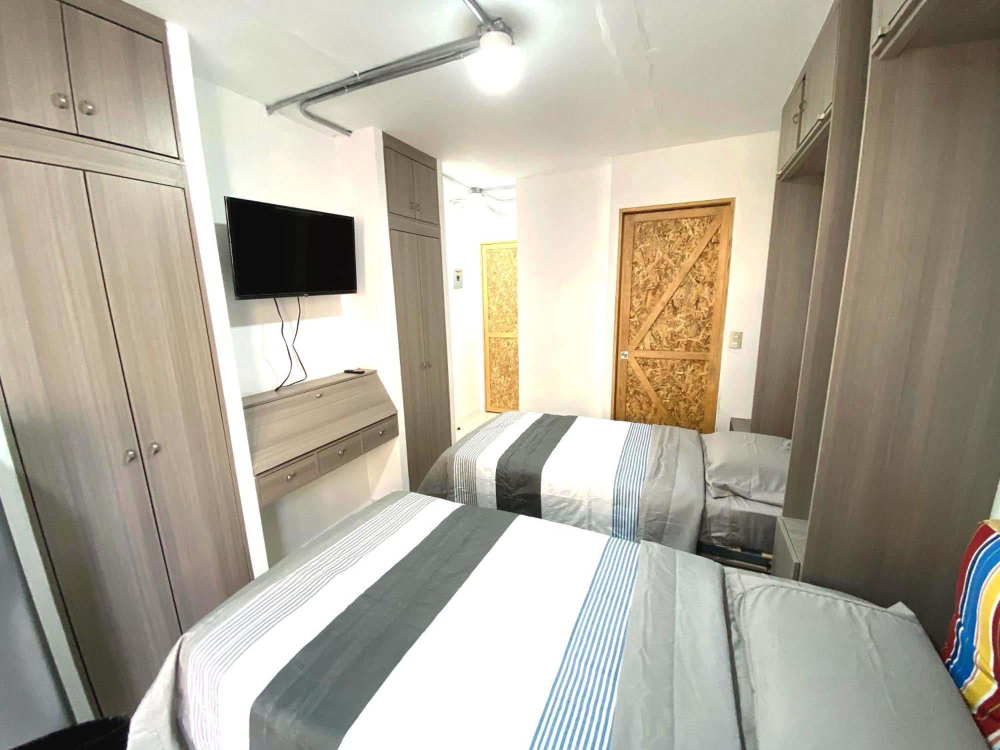 Estudios By Flor Y Tierra Apartahotel Guadalajara