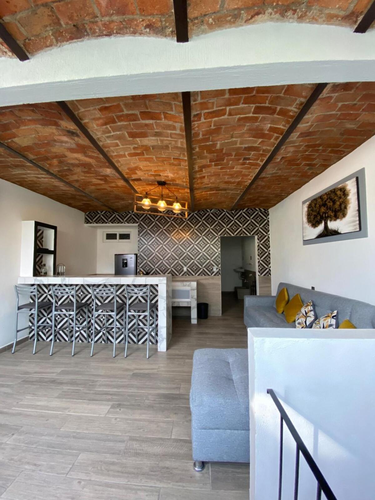 Departamento A 10 Min Zoo Gdl Y Arena Gdl Apartamento